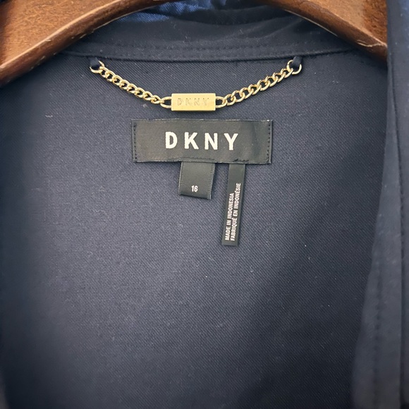 DKNY Jacket **NEVER WORN - Picture 2 of 2